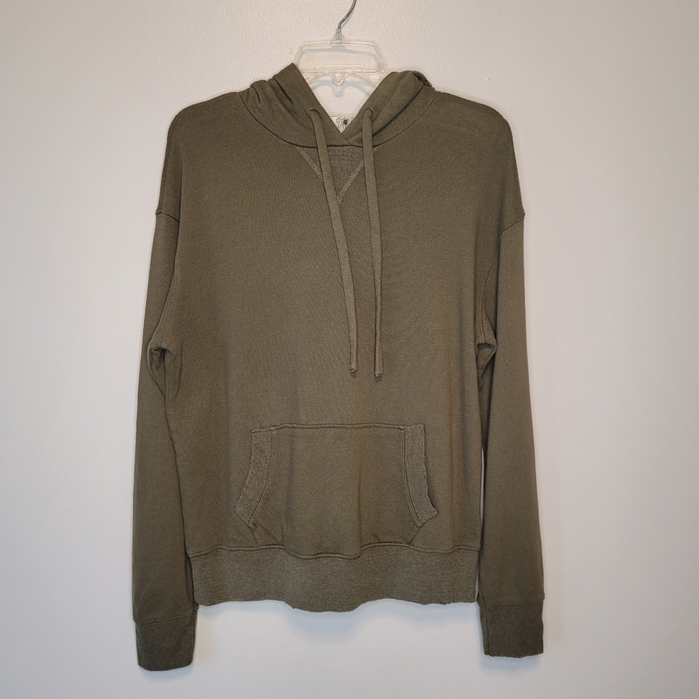 Everleigh Olive Hoodie Medium NWT - Picture 1 of 9